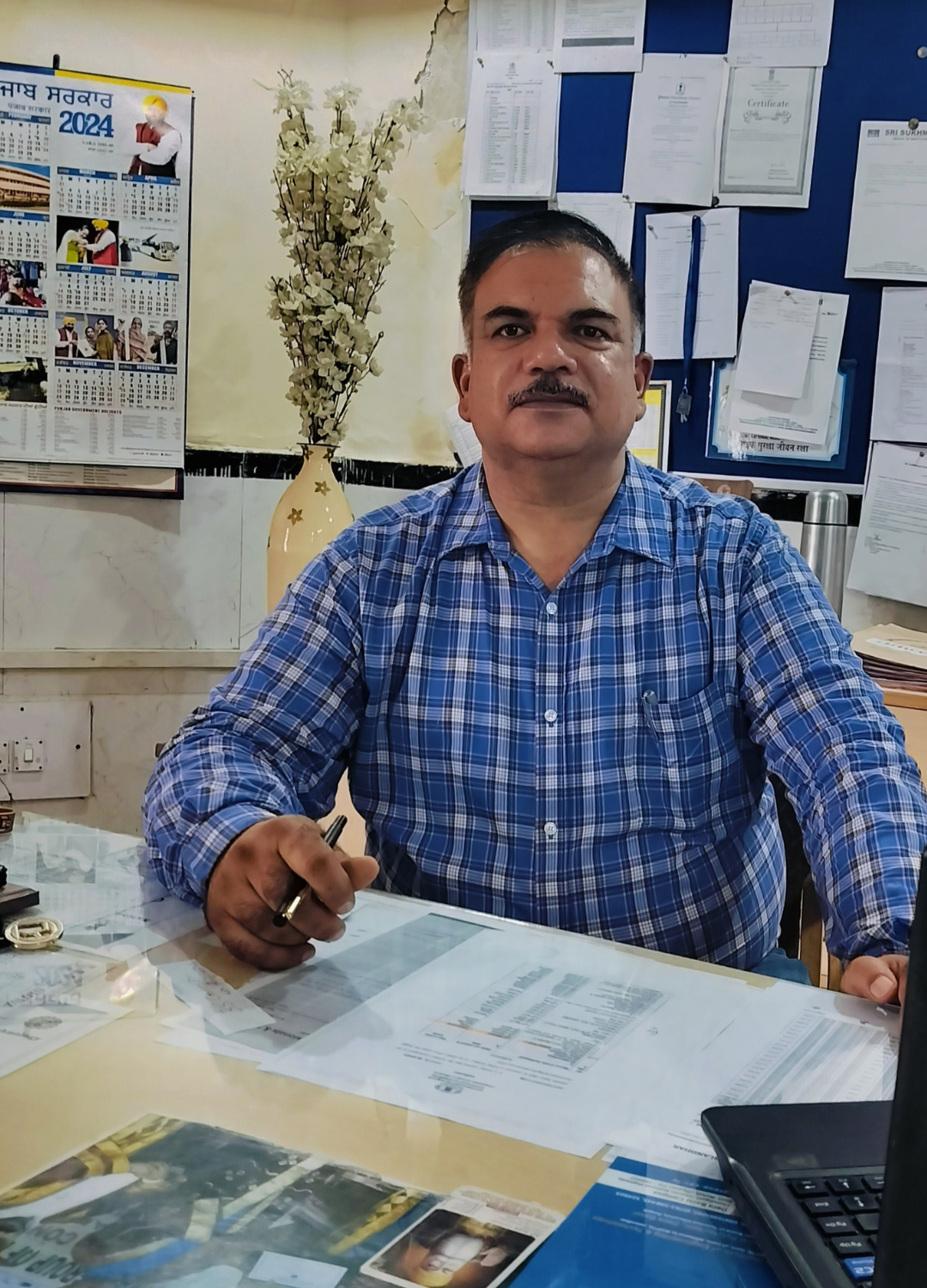 Pricipal desk best college in tricity